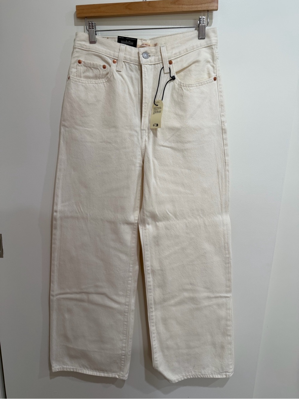 Levi's Ribcage Wide-Leg Jeans in Cream White
